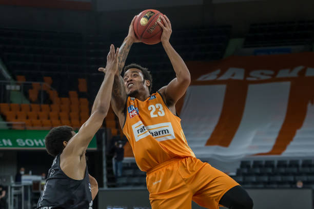 展示各自独 展示各自独